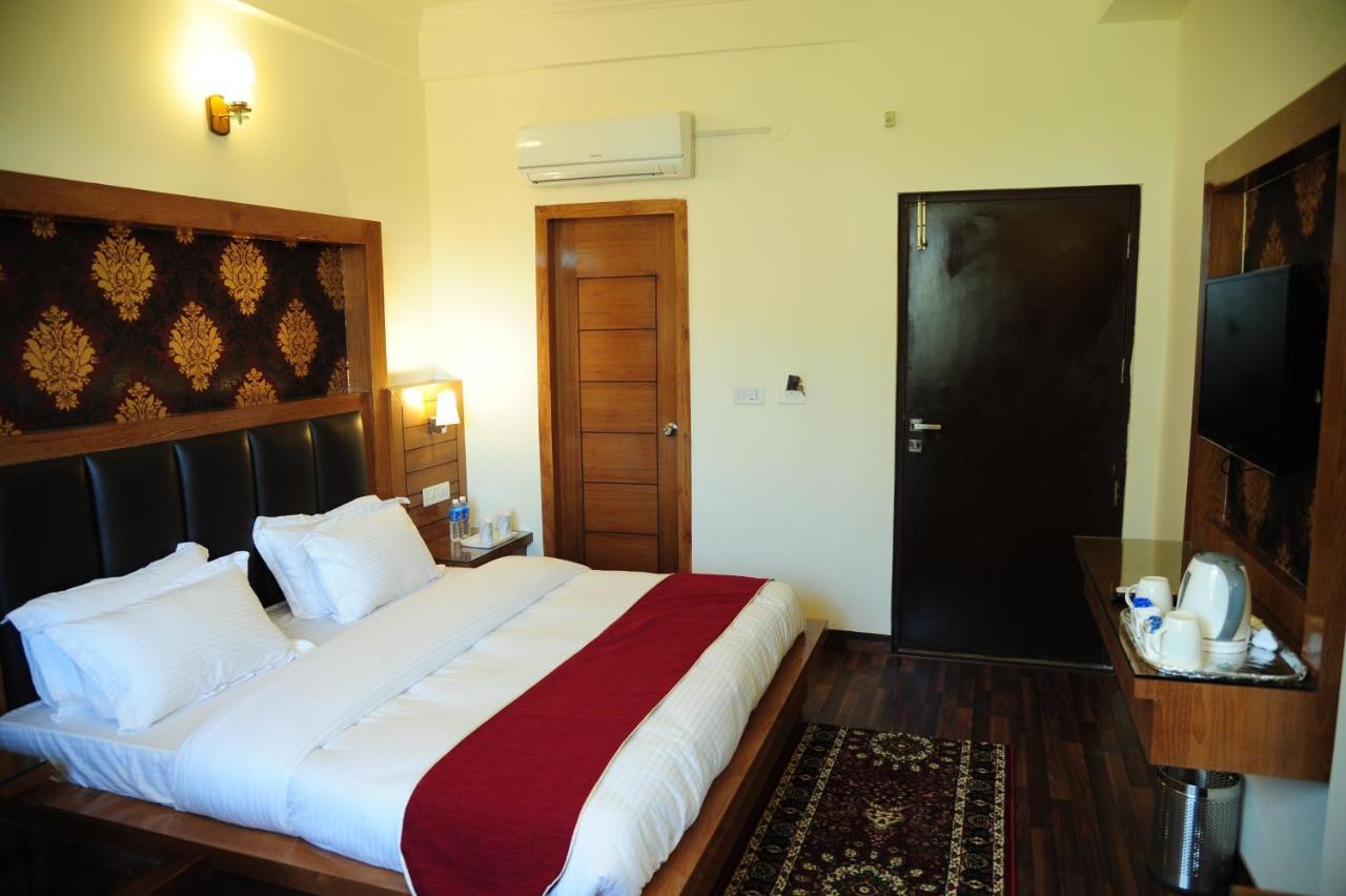 Hotel Grand Sharan Katra  Esterno foto