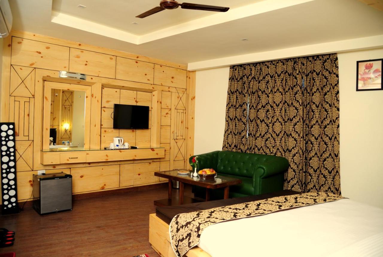 Hotel Grand Sharan Katra  Esterno foto