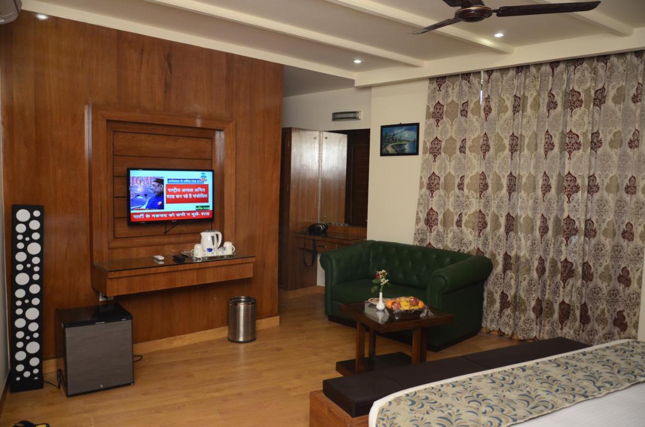 Hotel Grand Sharan Katra  Esterno foto