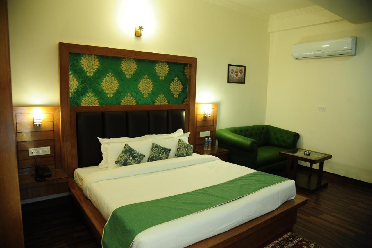 Hotel Grand Sharan Katra  Esterno foto
